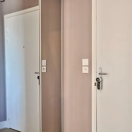 Apartamento Bedland Bailly-Romainvilliers Exterior foto